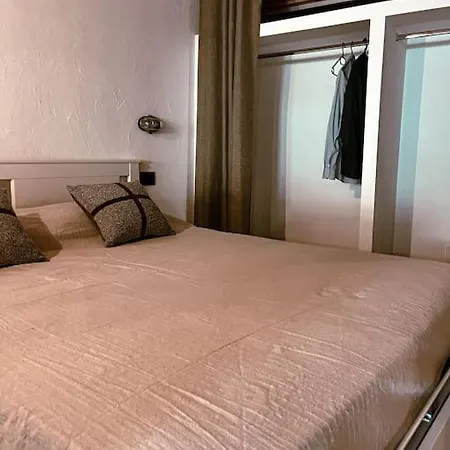 La Petite Croix Apartament